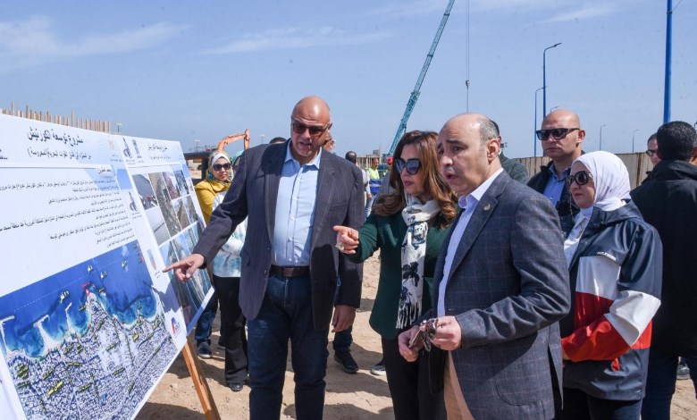 وزيرة التنمية المحلية ومحافظ الإسكندرية في جولة بالمحافظة