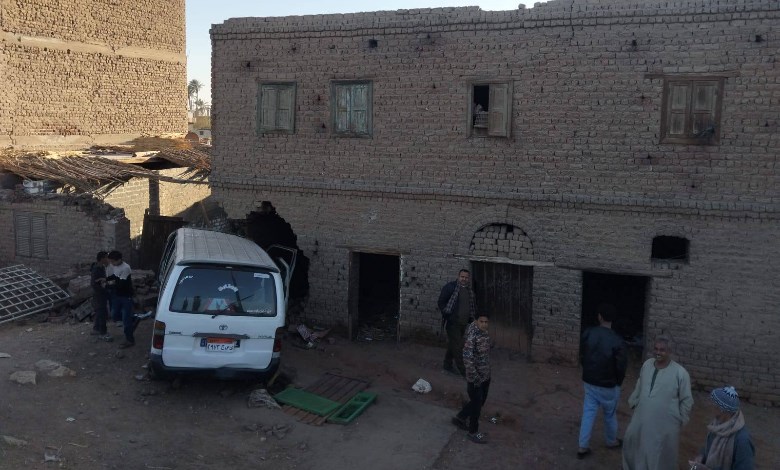 اصطدام ميكرباص بحائط