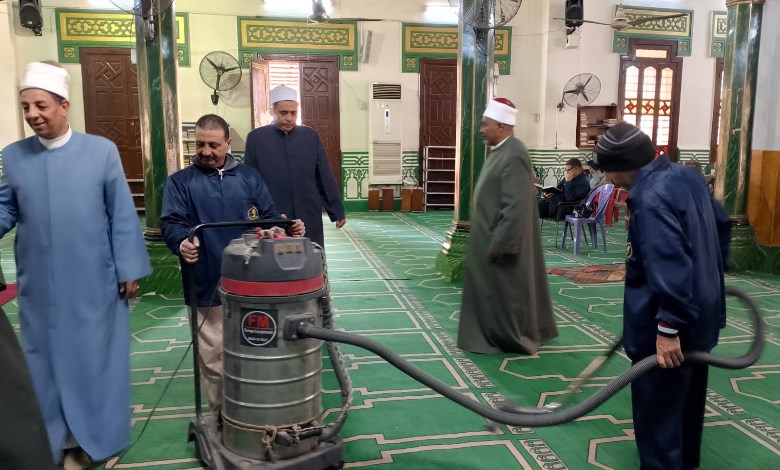 "أوقاف أسيوط" تدشن حملة نظافة بجميع المساجد
