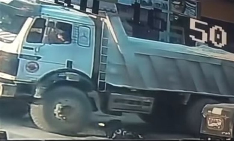 سيارة الحادث