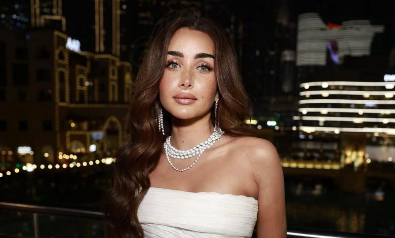 هنا الزاهد