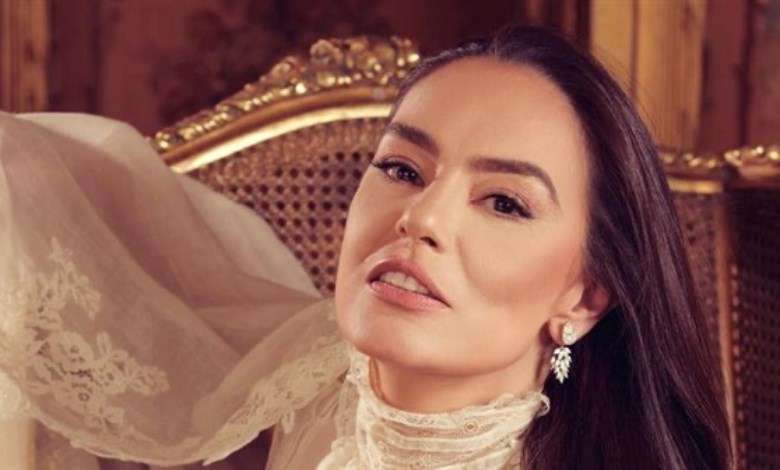 الفنانة شريهان