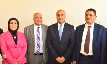 لقاء محافظ أسيوط 
