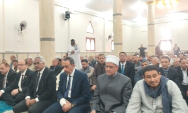 محافظ سوهاج ووكيل وزارة الأوقاف بسوهاج يفتتحان مسجد الشيخ جمعة
