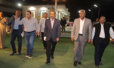 محافظ سوهاج بجولة ميدانية مسائية بالحدائق والمنتزهات 