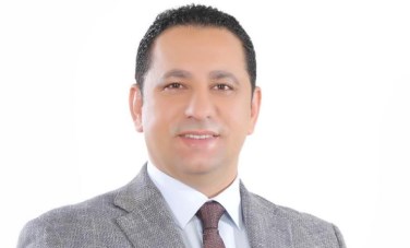 الدكتور حسام خليل