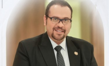 الدكتور أحمد البيلي وكيل وزارة الصحة 