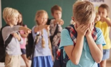  المقارنة بين الطلاب