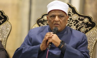 الدكتور عباس شومان 
