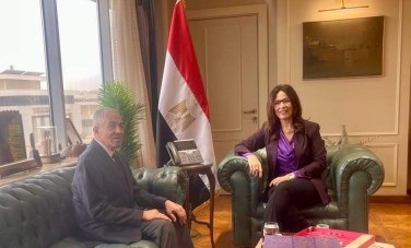 وزيرة الثقافة تستقبل اللواء أحمد العوضي وكيل مجلس الشيوخ 
