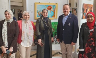 "حدائق النساء"معرض للفنون التشكيلية ضمن فعاليات ملتقى التراث الثقافي السابع 