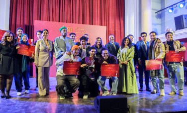 ملتقى نغم يكرم لجان التحكيم 