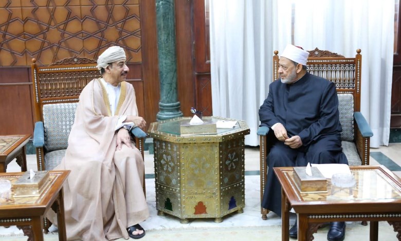 السفير