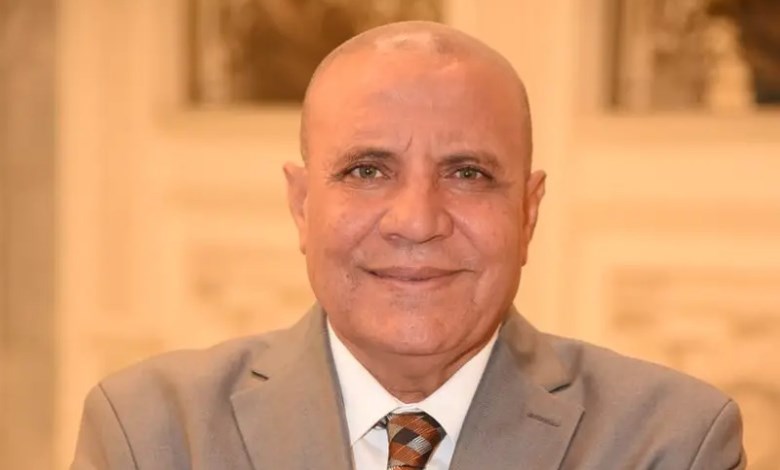 الكاتب الصحفي عبدالله تمام 