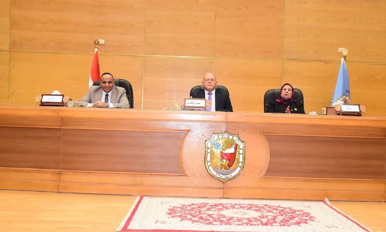 رئيس جامعة سوهاج يفتتح المؤتمر البيئي الرابع