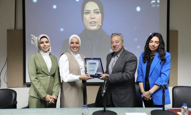 تكريم الإعلامية آية عبد الرحمن