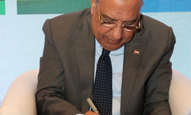 وزير الكهرباء