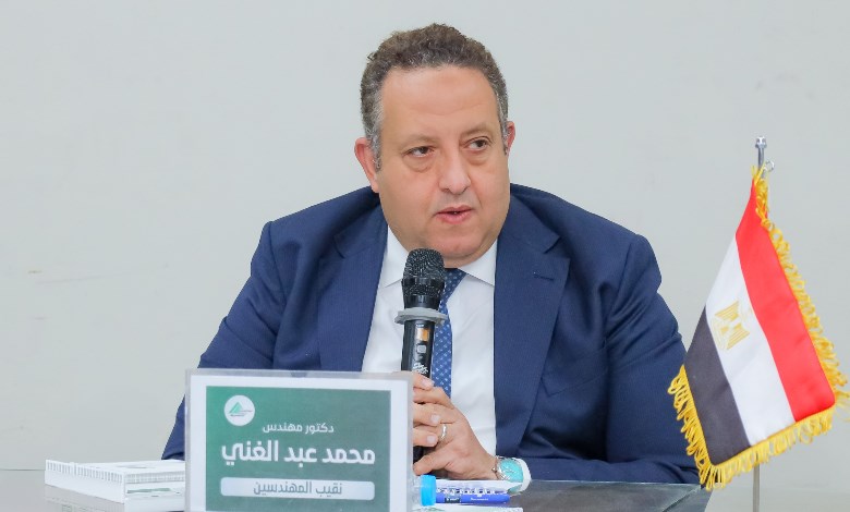 اللقاء الأسبوعي لبحث شكاوي المهندسين 