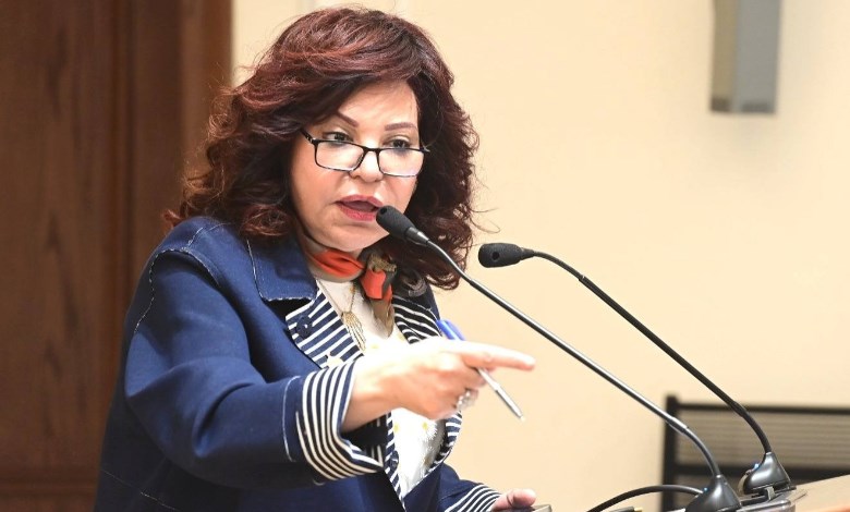  النائبة أمال عبدالحميد