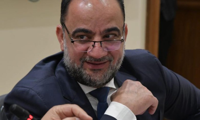 النائب حاتم عبدالعزيز