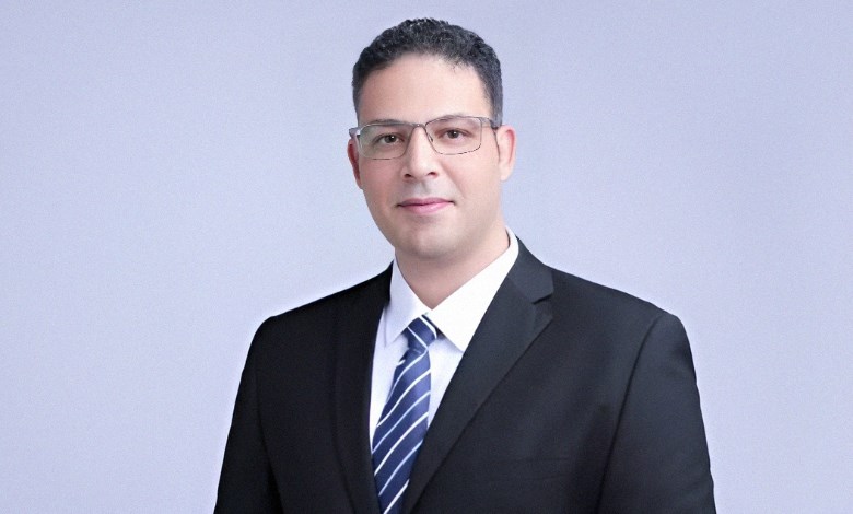 الدكتور محمد هارون 
