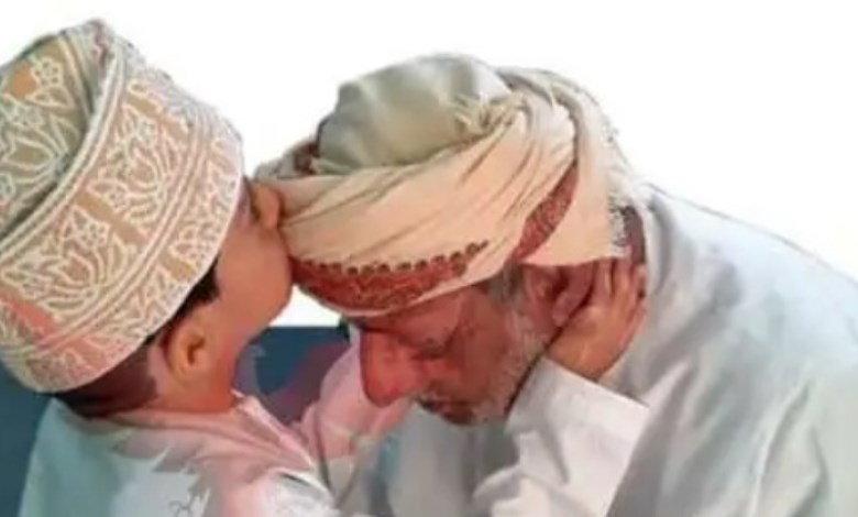 بالوالدين 