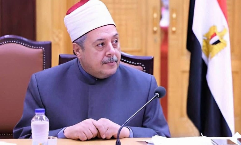 ايمن عبدالغني 