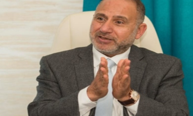 د محمد المهدى 