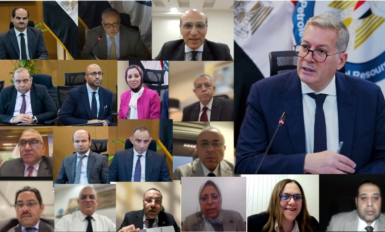 وزير البترول يشهد جمعية شركة بتروتريد 