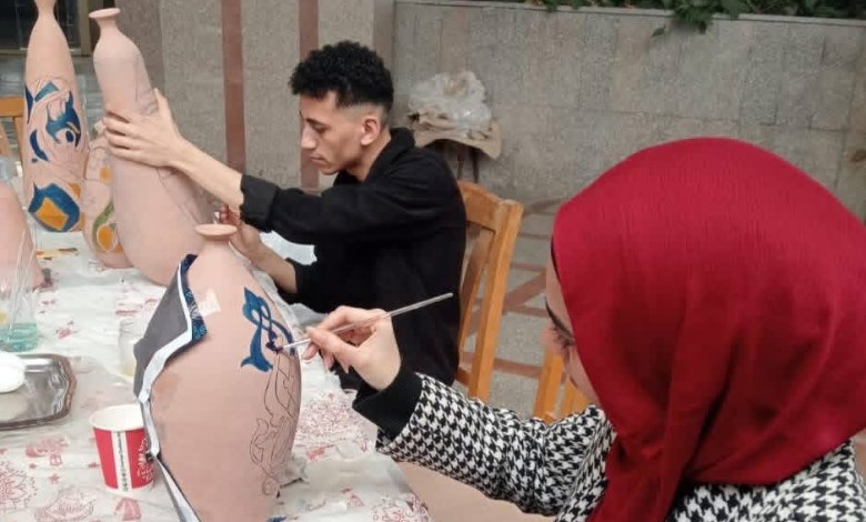 ورشة الرسم بالتمبرا على الفخار بقصر ثقافة الإسماعيلية 