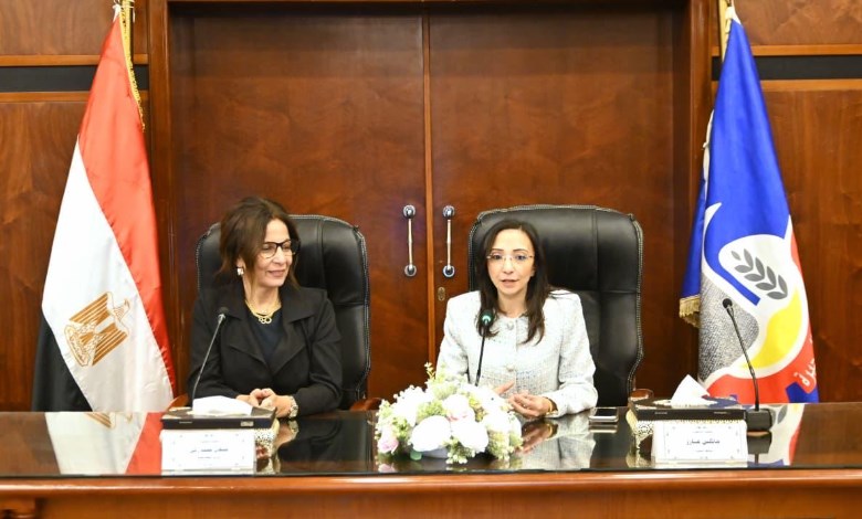 وزيرة الثقافة ومحافظ البحيرة 