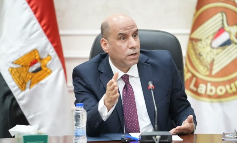 وزير العمل