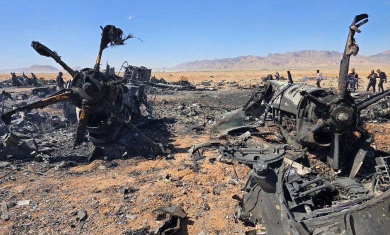 حطام المروحية الأمريكية