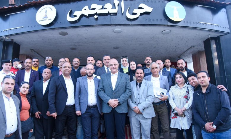لقاء محافظ الإسكندرية بالمواطنين بحي العجمي