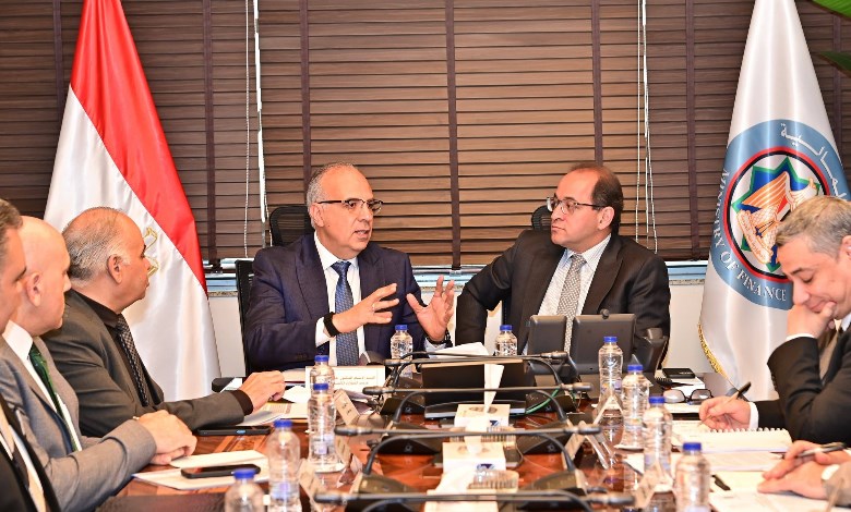وزيرا الري والمالية يبحثان تمويل مشروعات التحول إلى أنظمة الري الحديث