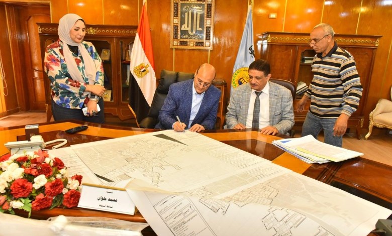محافظ أسيوط
