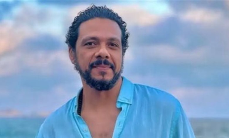 الفنان حمزة العيلي