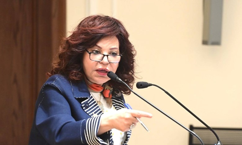 آمال عبدالحميد 