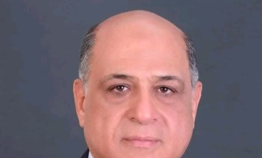 على مبارك 