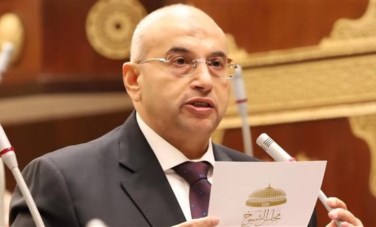 النائب أشرف عبد الغني
