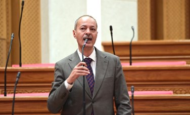 النائب حسين غيته