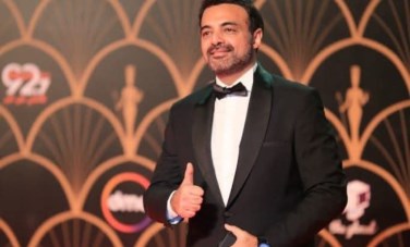 عمرو محمود ياسين 