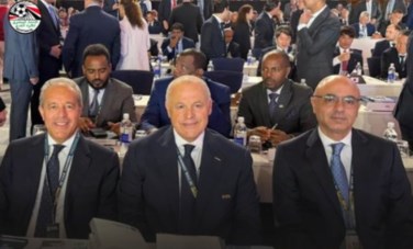 أبو ريدة ووفد من اتحاد الكرة