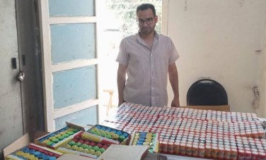 تموين أسيوط يضبط 1264 قطعة حلوى منتهية الصلاحية بالبداري