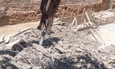 إزالة فورية لبناء مخالف بأسيوط