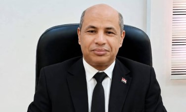 الدكتور حسن حويل عمد كلية التربية بأسيوط 