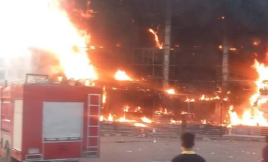 السيطرة على حريق مطعم بالعبور