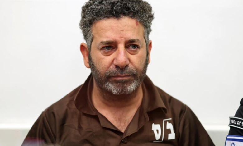 الناشط سيف أبو كشك  