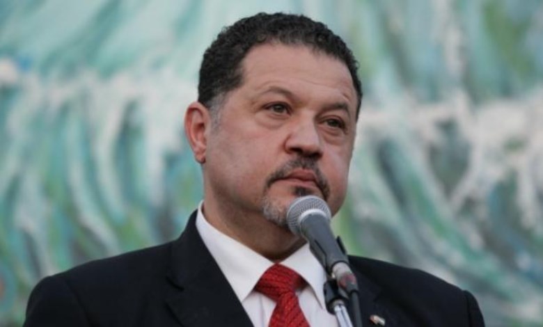 ياسر عباس 