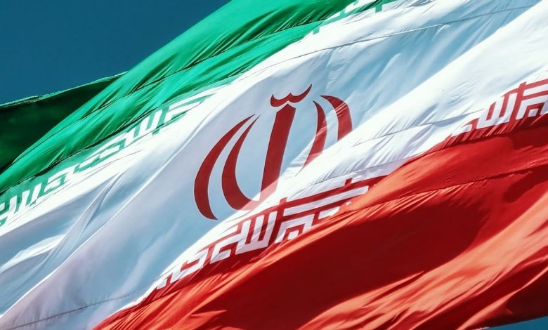 إيران